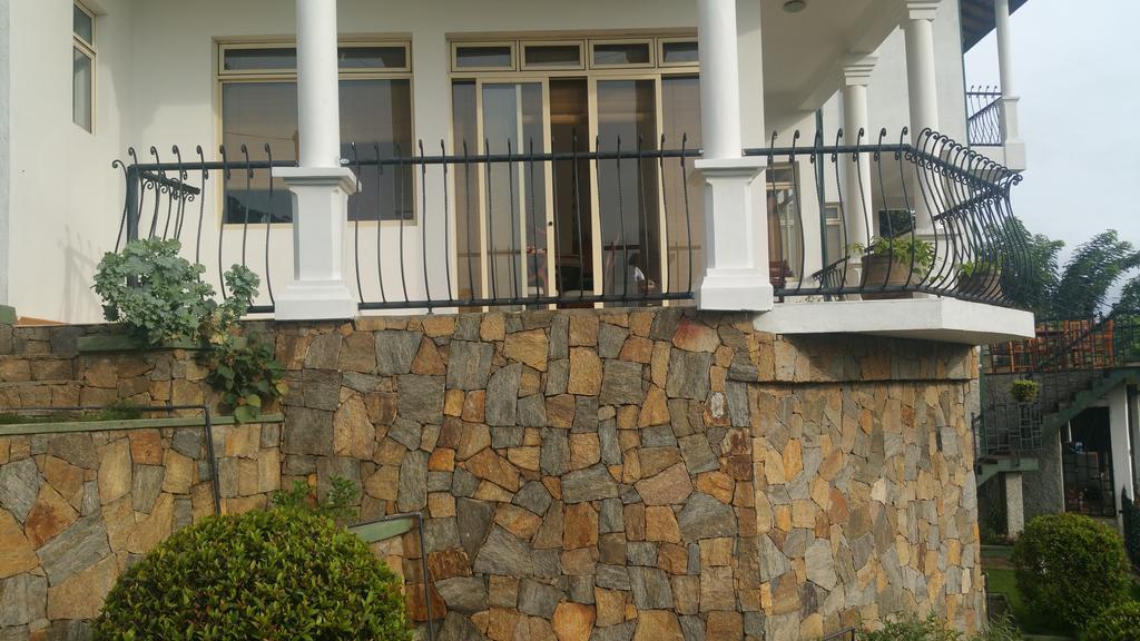 36 Bed & Breakfast Kandy Exteriör bild