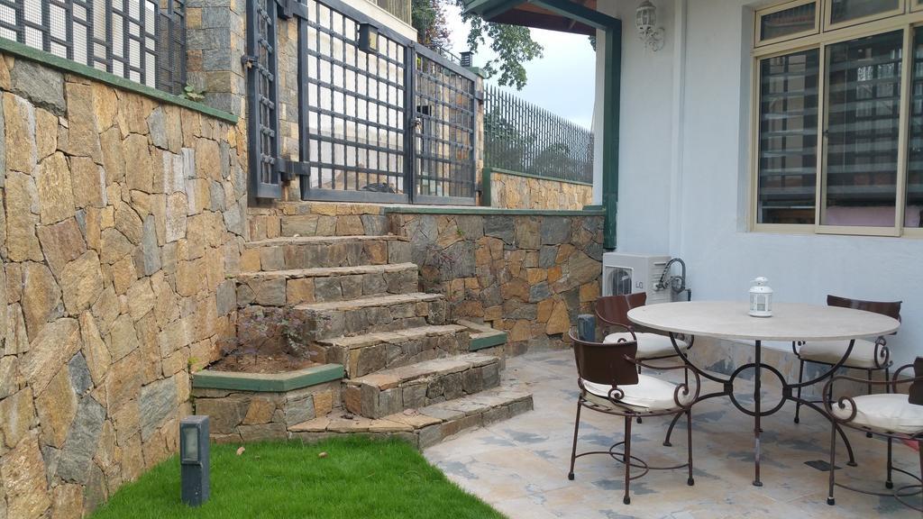 36 Bed & Breakfast Kandy Exteriör bild
