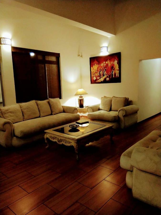 36 Bed & Breakfast Kandy Exteriör bild